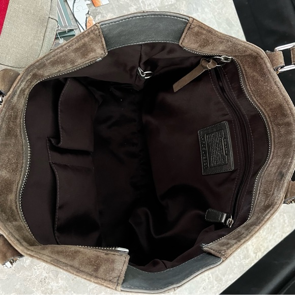 COACH: Chestnut Brown Suede Leather Shoulder bag - Picture 5 of 5